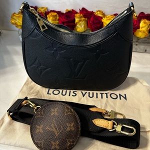 Louis Vuitton bag baguttee in black noir comes with  bandouliere strap